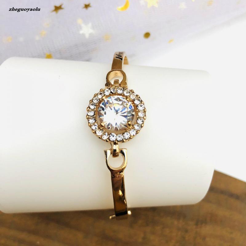 Women'S Fashion Retailers - 新しい人格ホットファッションラインストーン高品質ブレスレット女性のアクセサリー卸売と小売ブレスレット高級ブランド