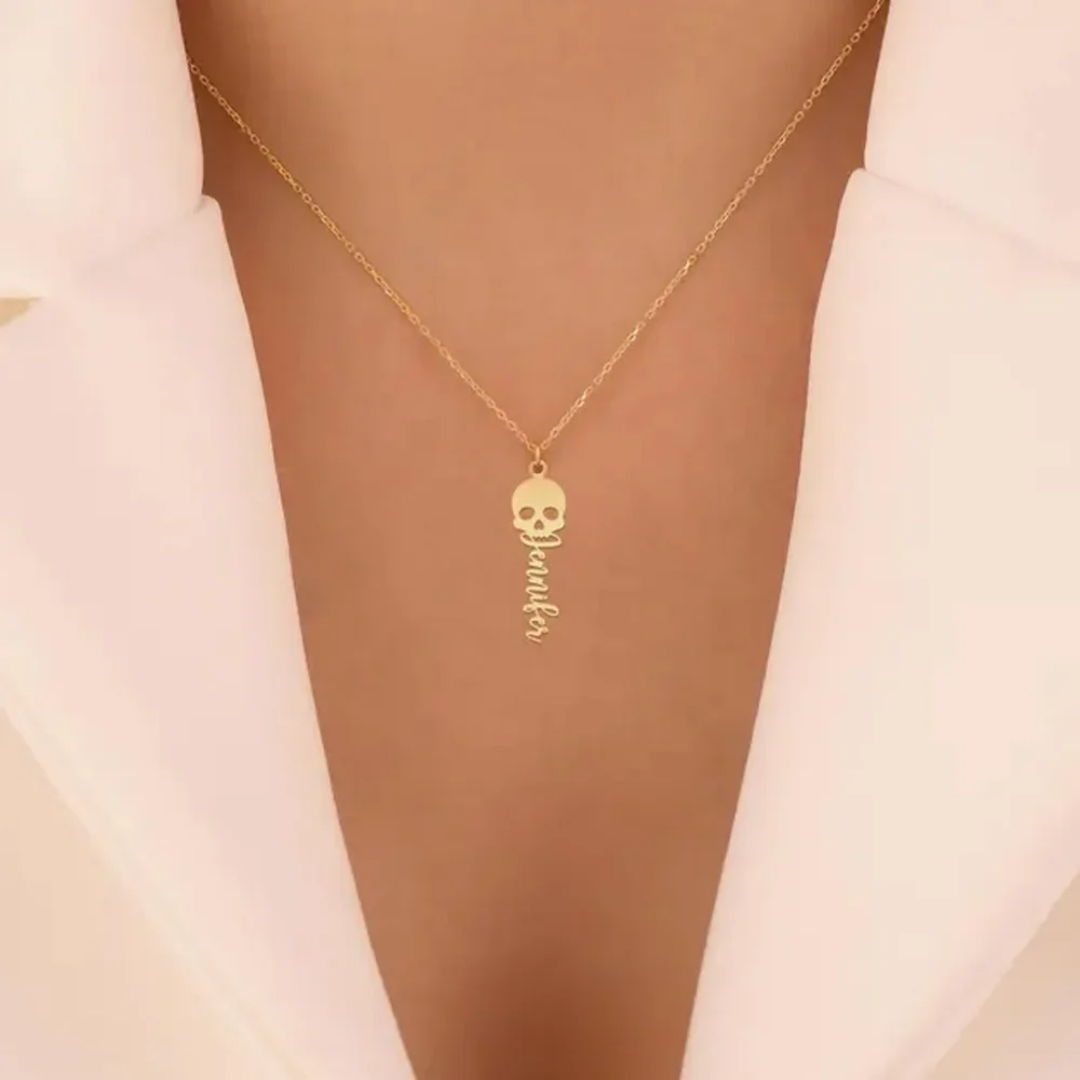 カスタムスカルネックレス パーソナライズされた名前を刻む ゴ - Women'S Fashion Edgy のレビューと価格