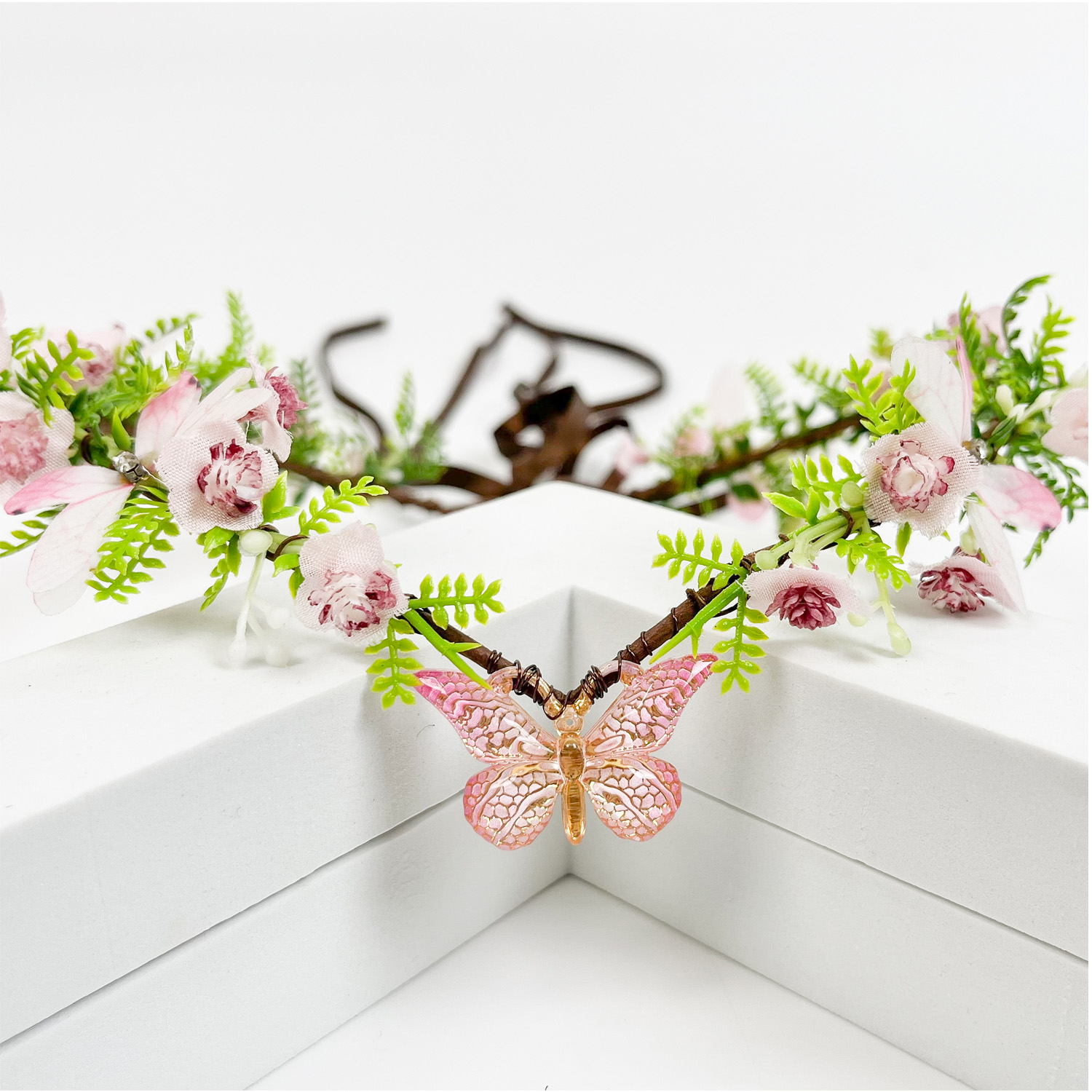 花の妖精の王冠 - ルネッサンスアクセサリー用の蝶付き花のエ - Women Fashion Photoshoot のレビューと価格